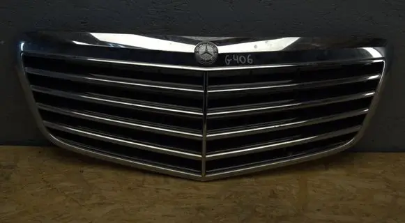Mercedes-Benz E W211 Front grill A2118801783