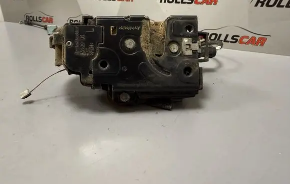 Volkswagen Caddy Front door lock 3D1837015AS