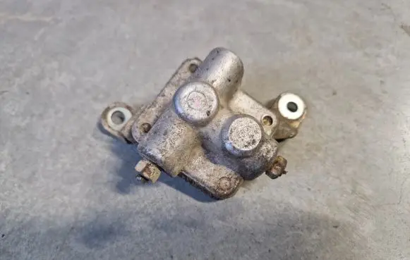 Toyota Hilux (AN10, AN20, AN30) Clutch slave cylinder 