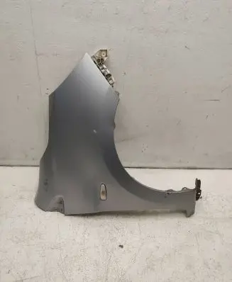 Mitsubishi Space Star Fender