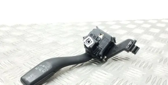 Audi A3 S3 A3 Sportback 8P Indicator stalk 8P0953513E