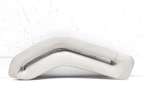 Volvo S80 Seat belt trim 1882