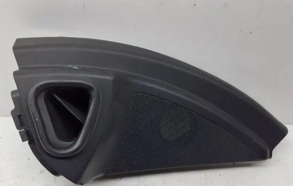 Mercedes-Benz ML W164 Front door speaker cover trim A1647201670