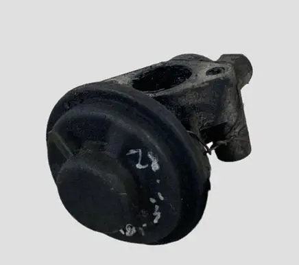 Mitsubishi Pajero EGR valve K5T55381