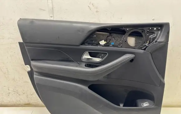 Mercedes-Benz GLE W167 Front door card panel trim A1677276300