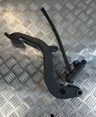 BMW 1 E81 E87 Brake pedal 6761310
