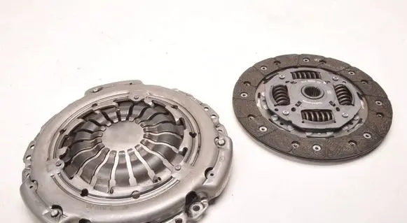 Dacia Sandero Pressure plate LUK