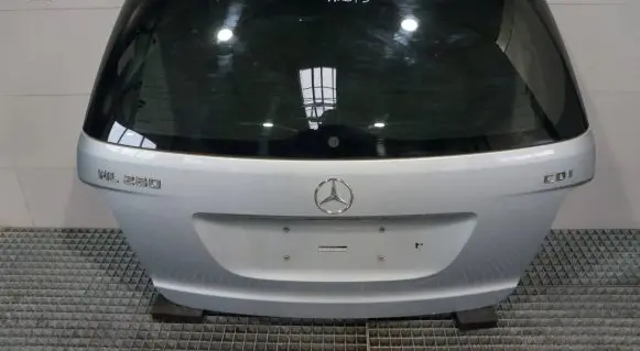 Mercedes-Benz ML W164 Truck tailgate 