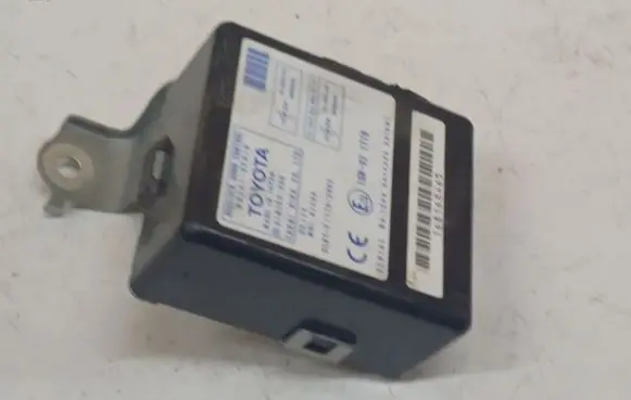 Toyota Corolla Verso AR10 Door control unit/module 897410F010