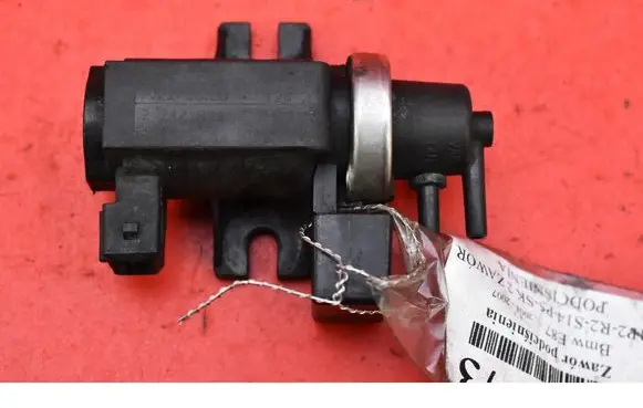 BMW 1 E81 E87 Vacuum valve 2247906