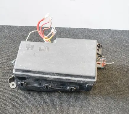 Ford Focus Fuse box set AV6T14A142AB E00027328