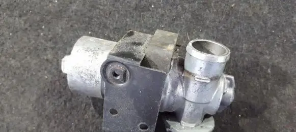 BMW 5 E39 Idle control valve (regulator) 0280140545 1744713