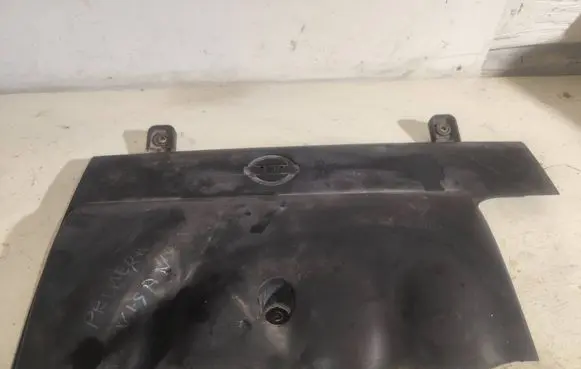 Nissan Primera Engine cover (trim)