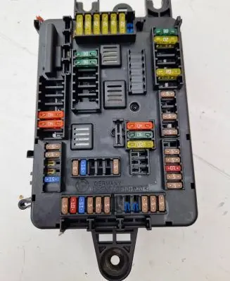 BMW 1 F20 F21 Fuse box set 9261111