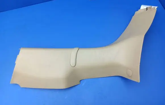 (D)pillar trim (top)