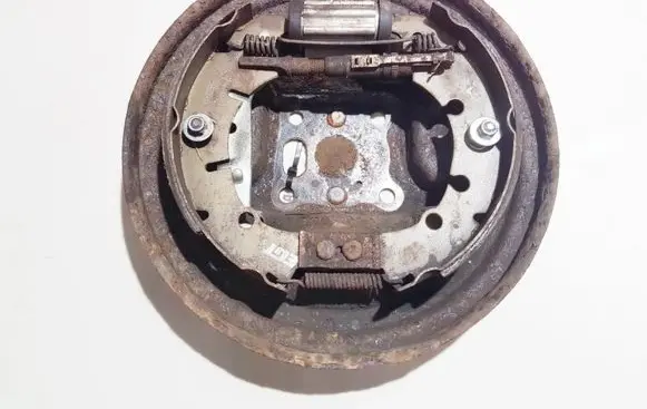 Mazda 2 Handbrake/parking brake pads 