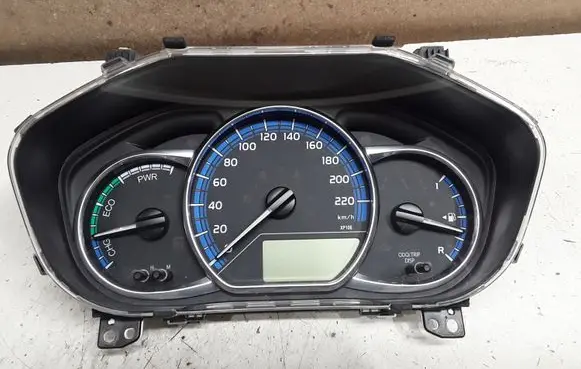 Toyota Yaris Speedometer (instrument cluster) 838000UC90