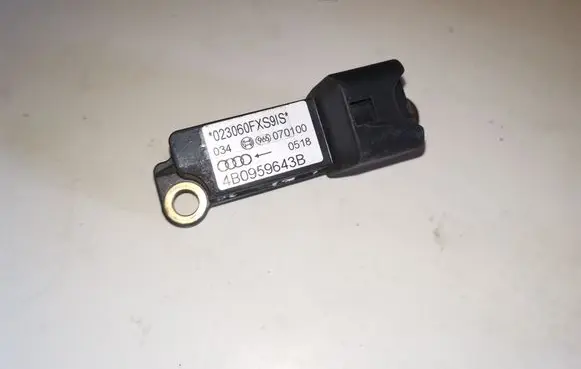 Audi A6 S6 C5 4B Airbag deployment crash/impact sensor 4B0959643B