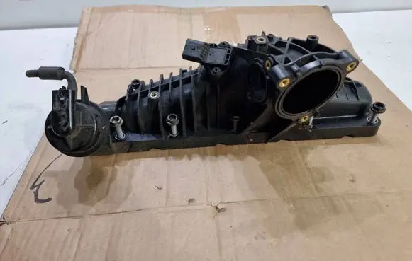 Volkswagen Transporter - Caravelle T6 Intake manifold 04L129709E