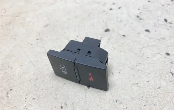 Audi A3 S3 8P Central locking switch button 