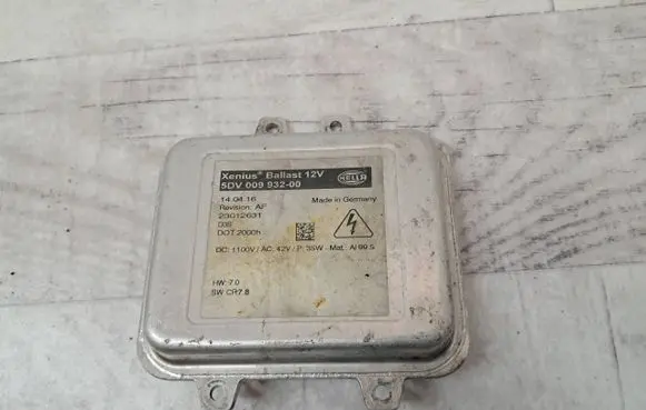 Opel Insignia A Xenon control unit/module 5DV009932-00
