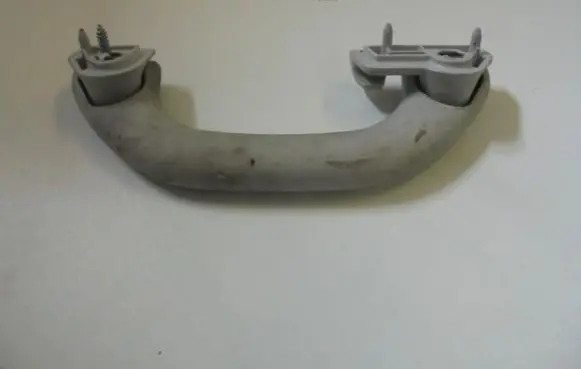 Rear interior roof grab handle