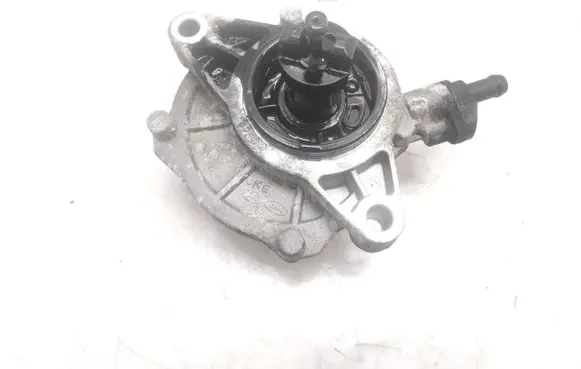 KIA Carnival Vacuum pump 288104X200