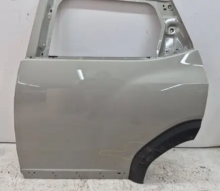 Dacia Duster III Rear door 