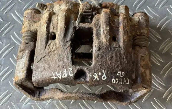 Iveco Daily 3rd gen Front brake caliper