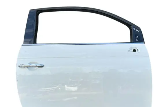 Fiat 500 Front door