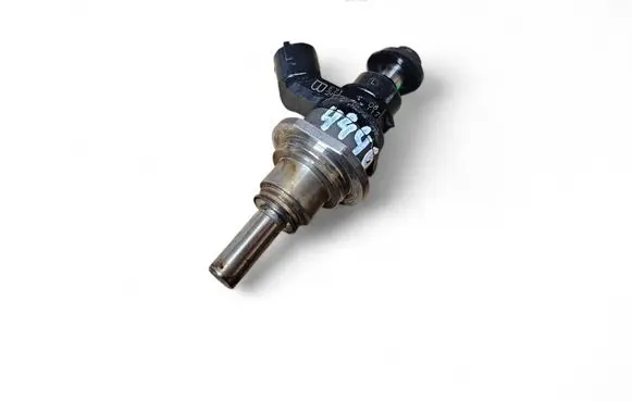 Mazda CX-7 Fuel injector E7T20171