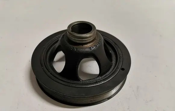 Mercedes-Benz C W203 Crankshaft pulley A2710300003