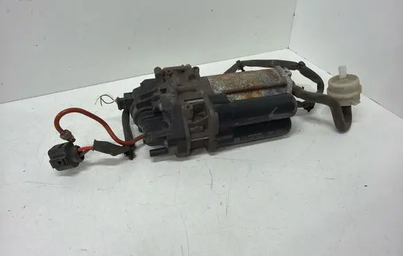Audi A6 S6 C8 4K Air suspension compressor/pump 4K0616005B