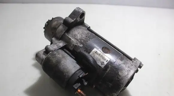 Nissan Almera N16 Starter motor 23330 -WD000