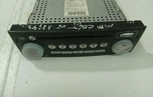 Mitsubishi Colt Radio/CD/DVD/GPS head unit MR587702HA