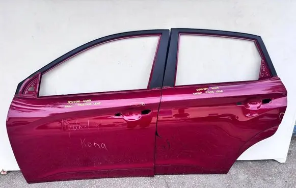 Hyundai Kona I Front door 