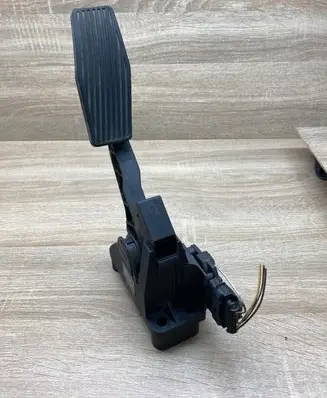 Opel Astra G Accelerator throttle pedal 09128851 0281002278
