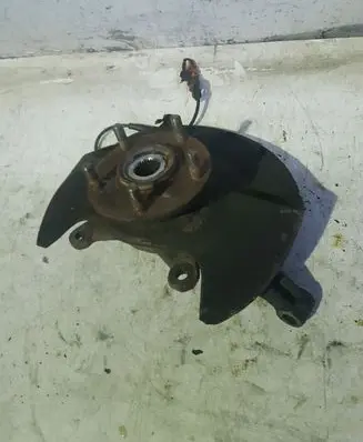 Honda CR-V Front wheel hub