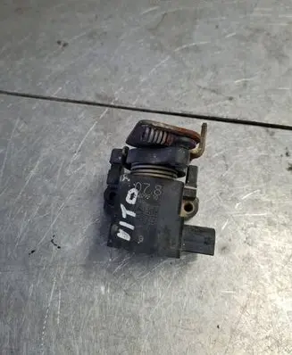 Mercedes-Benz Vito Viano W638 Throttle position sensor A0125423317