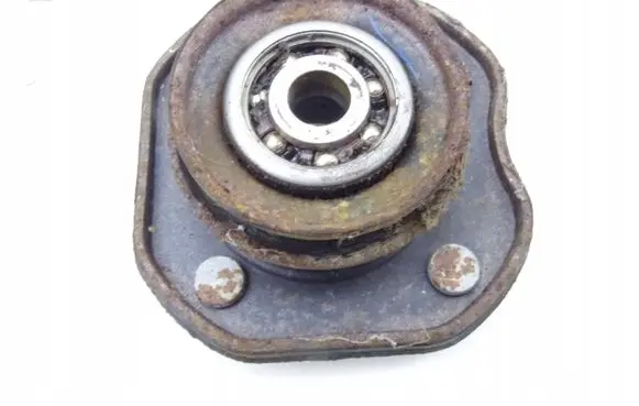 Toyota MR2 (W10) I Lower shock absorber bracket 