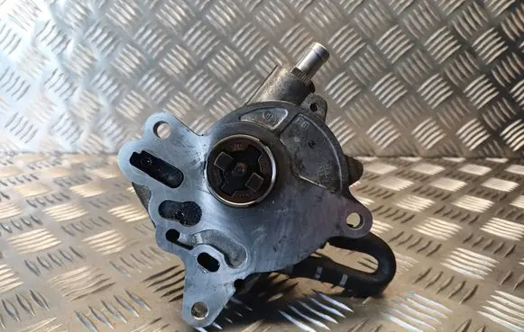 Audi A6 S6 C6 4F Fuel injection high pressure pump 03G145209C