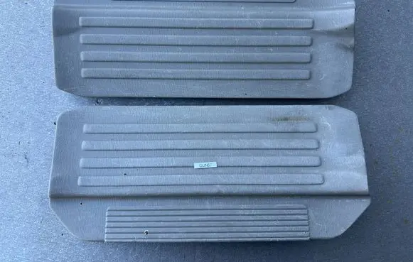 Nissan Patrol Y60 Rear sill trim cover 76953VB000 76954VB000
