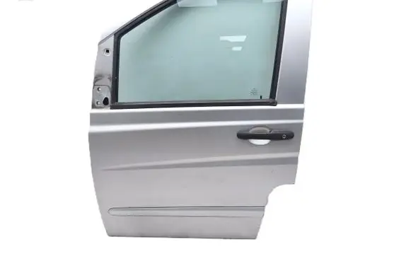 Mercedes-Benz Vito Viano W639 Front door 