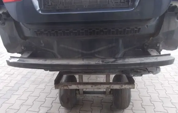 Volkswagen Jetta V Rear bumper support beam 