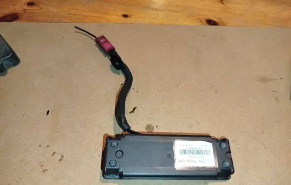 Peugeot 407 Antenna control unit 9661102880 41152914 1B09230053