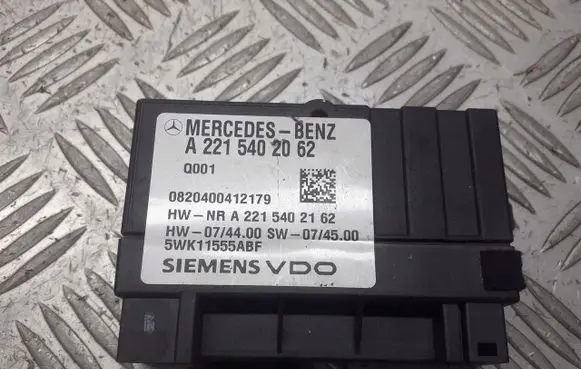 Mercedes-Benz C W204 Fuel injection pump control unit/module A2215402062