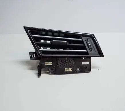 Volkswagen PASSAT B8 Dashboard air vent grill cover trim 3G2819702D