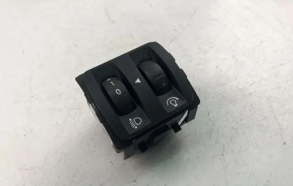 Renault Megane III Light switch 251900567R