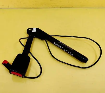 Ford Focus Front seatbelt buckle 98ABA61209BF