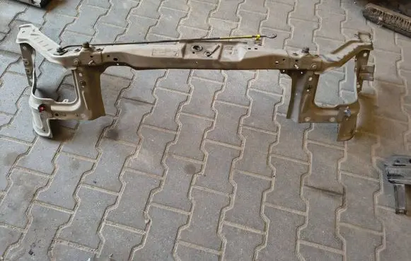 Opel Meriva B Front bumper support beam 